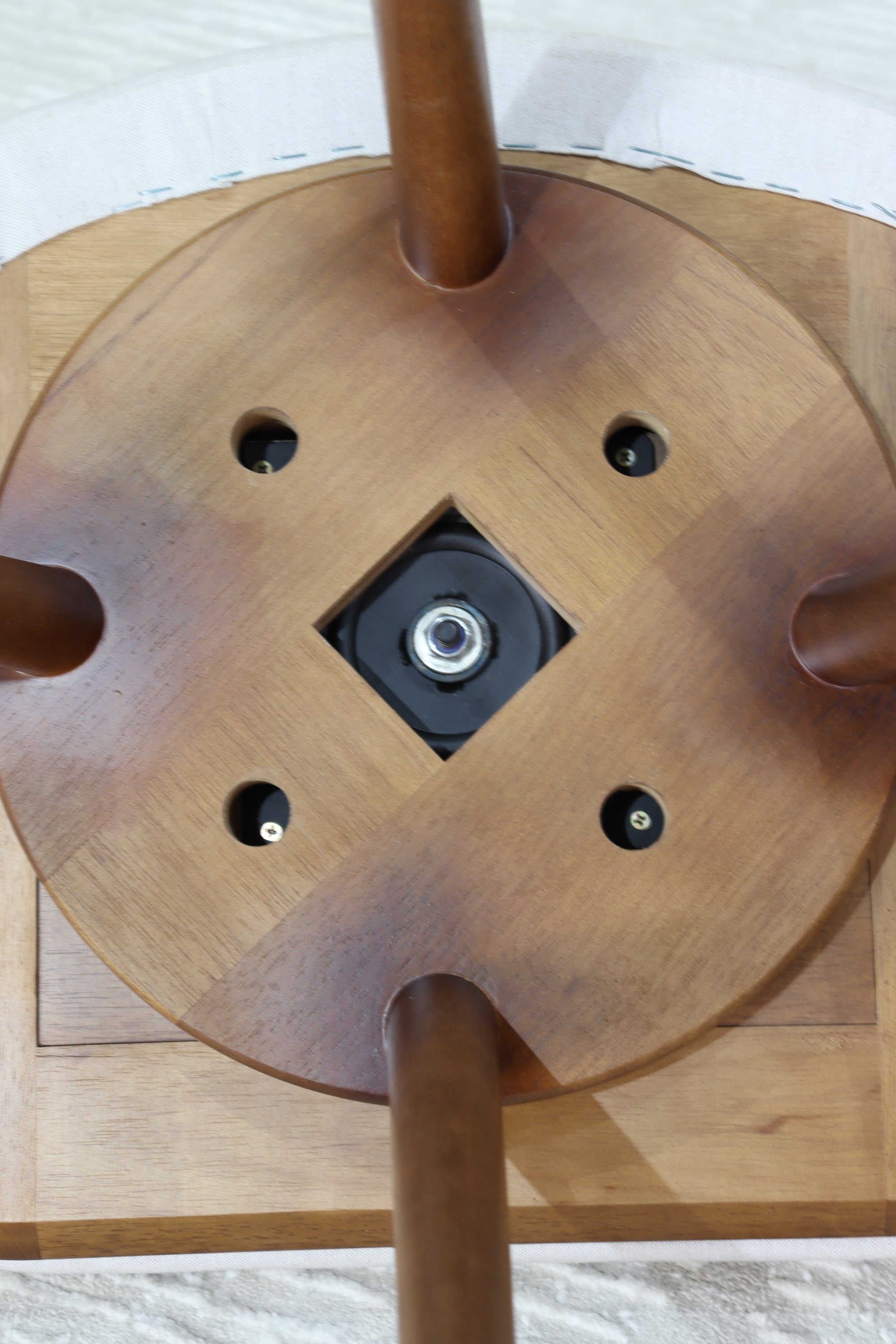 CADEIRA SOFIA GIRATÓRIA