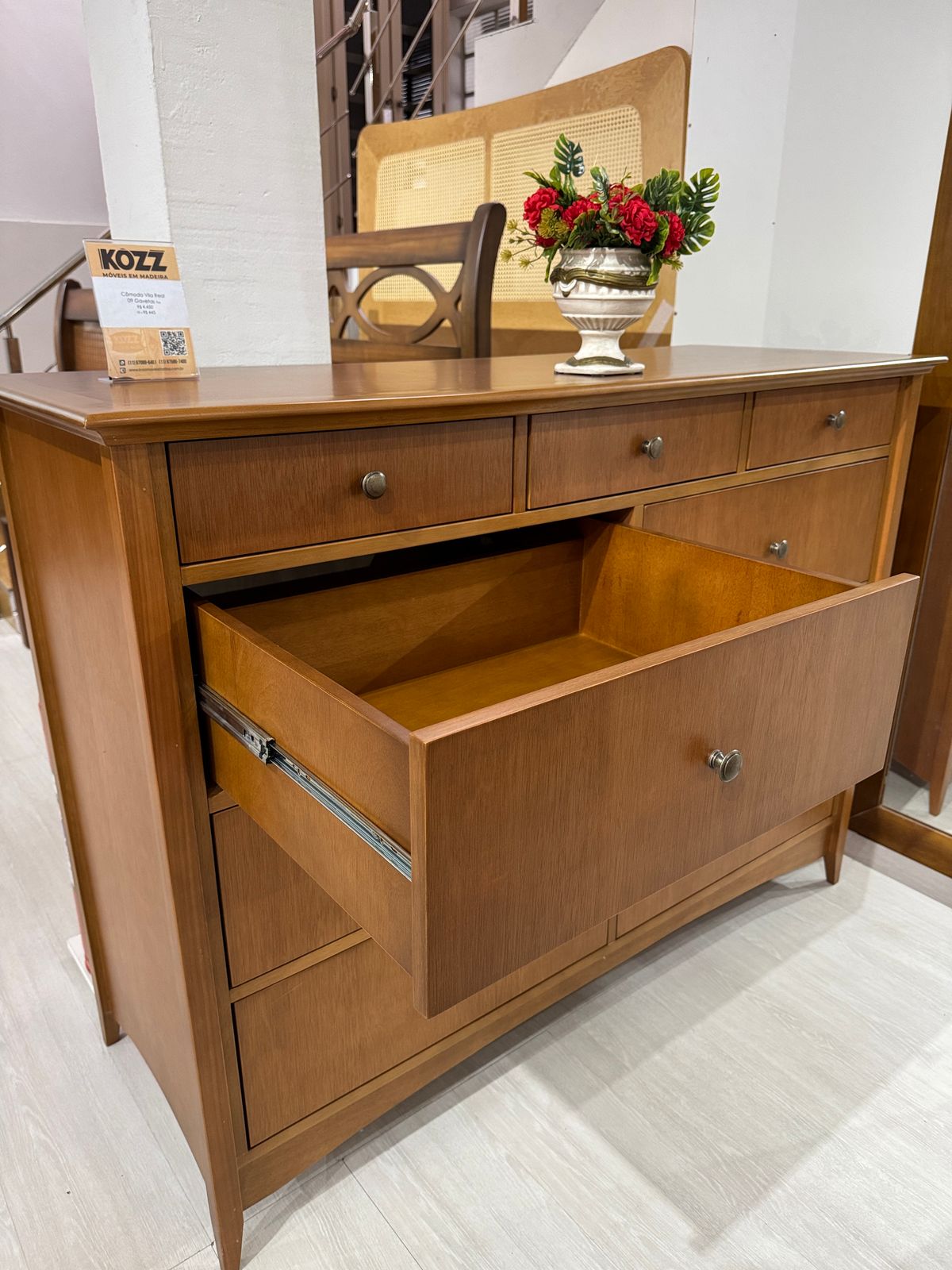 CÔMODA VILA REAL 9 GAVETAS