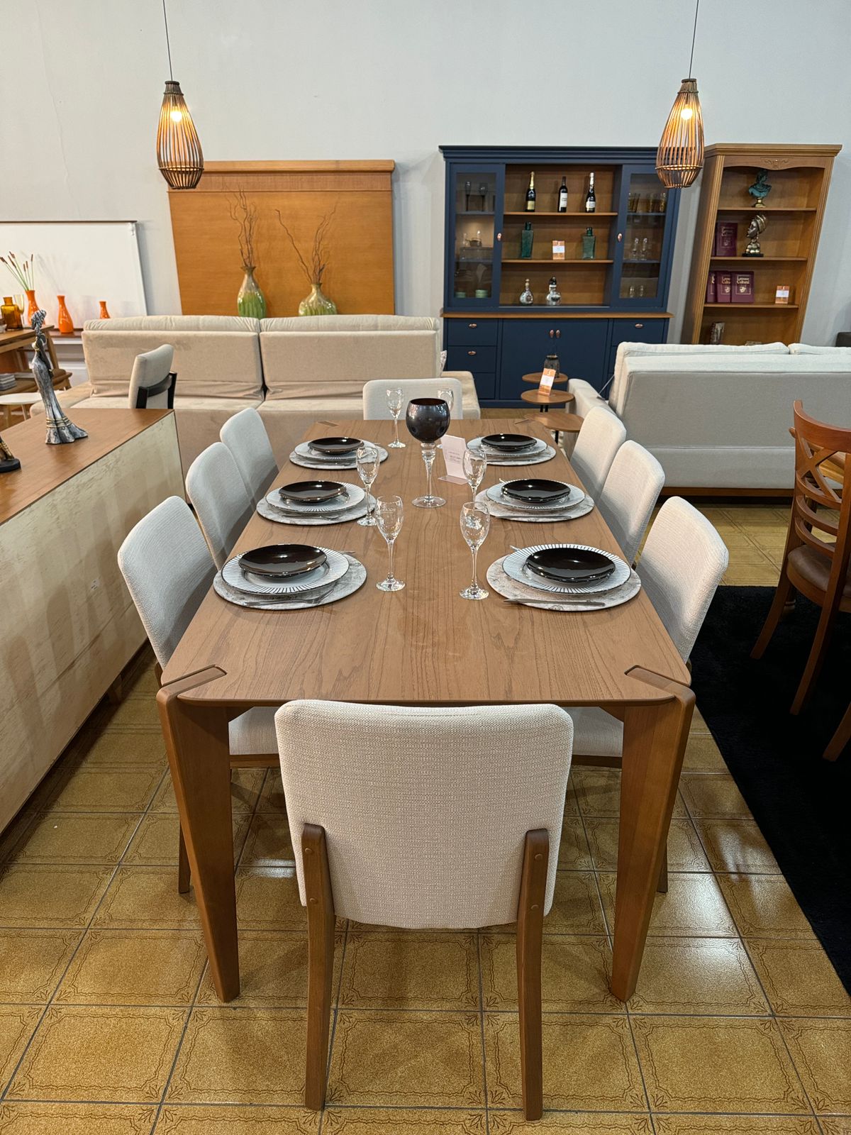 Mesa Hamorny 2,19 x 0,97 em cinamomo