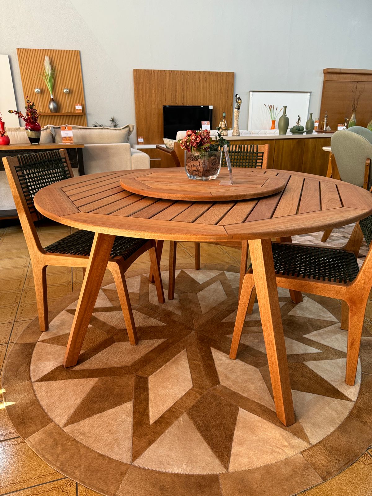 Mesa Tambaú eucalipto 1,40