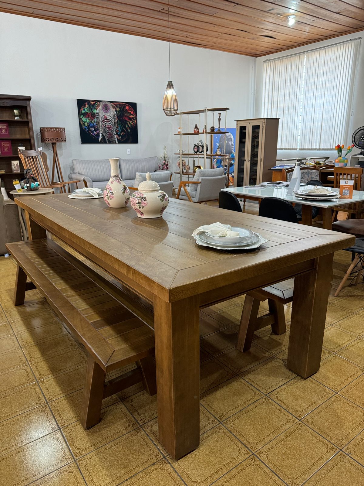 Mesa 2,50 de largura x 1,10 de profundidade  2 Banco S/ encosto pé H  2,10 de largura  x 0,35 de profundidade