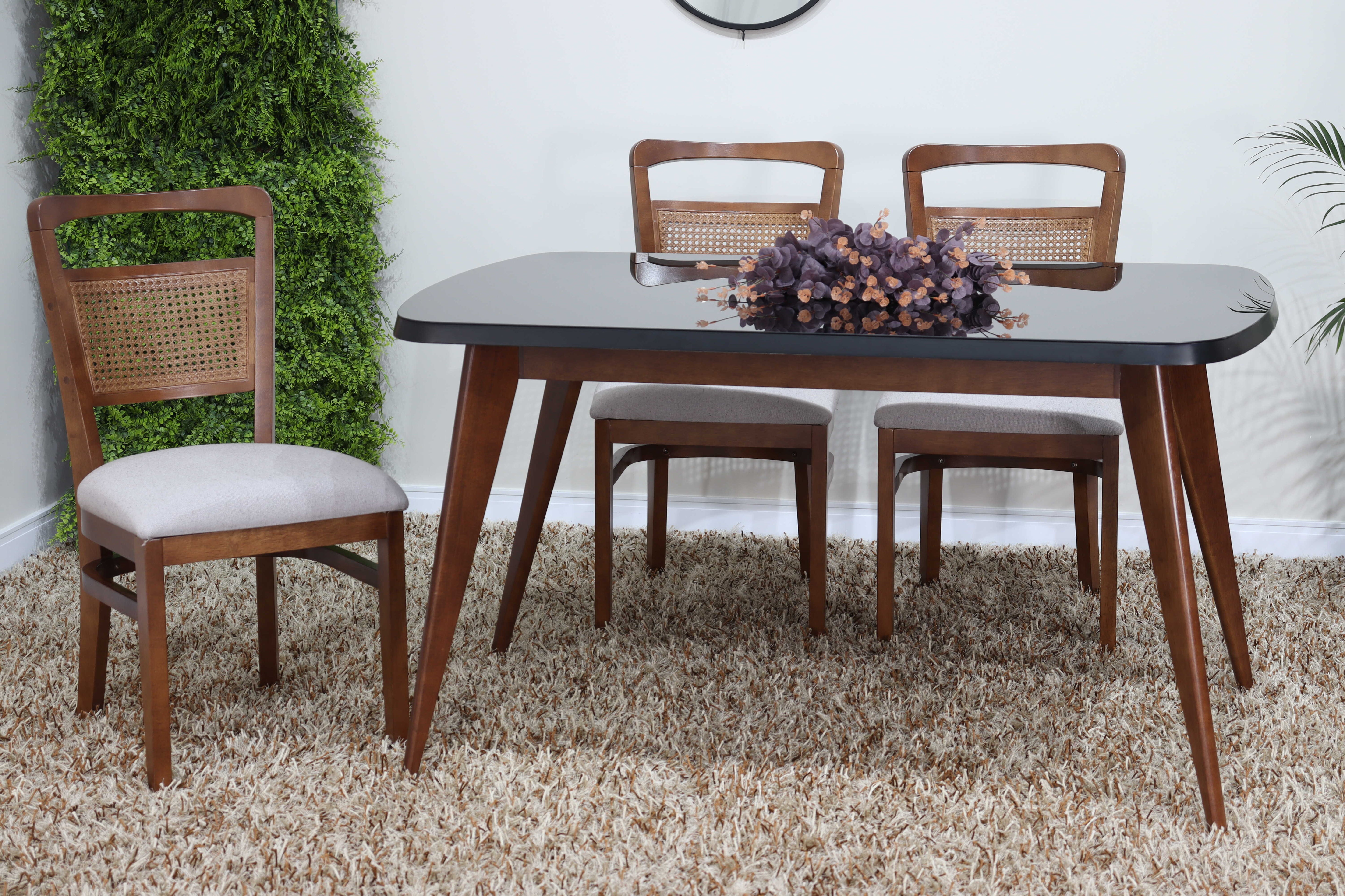 MESA ZIMBROS TAMPA VIDRO PRETO