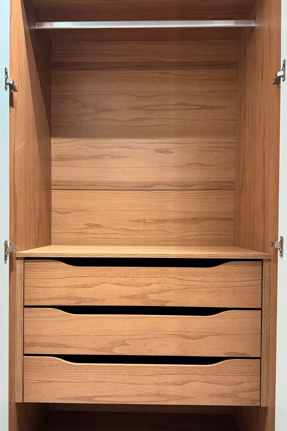Roupeiro Rocksford em MDF 6 Portas de abrir